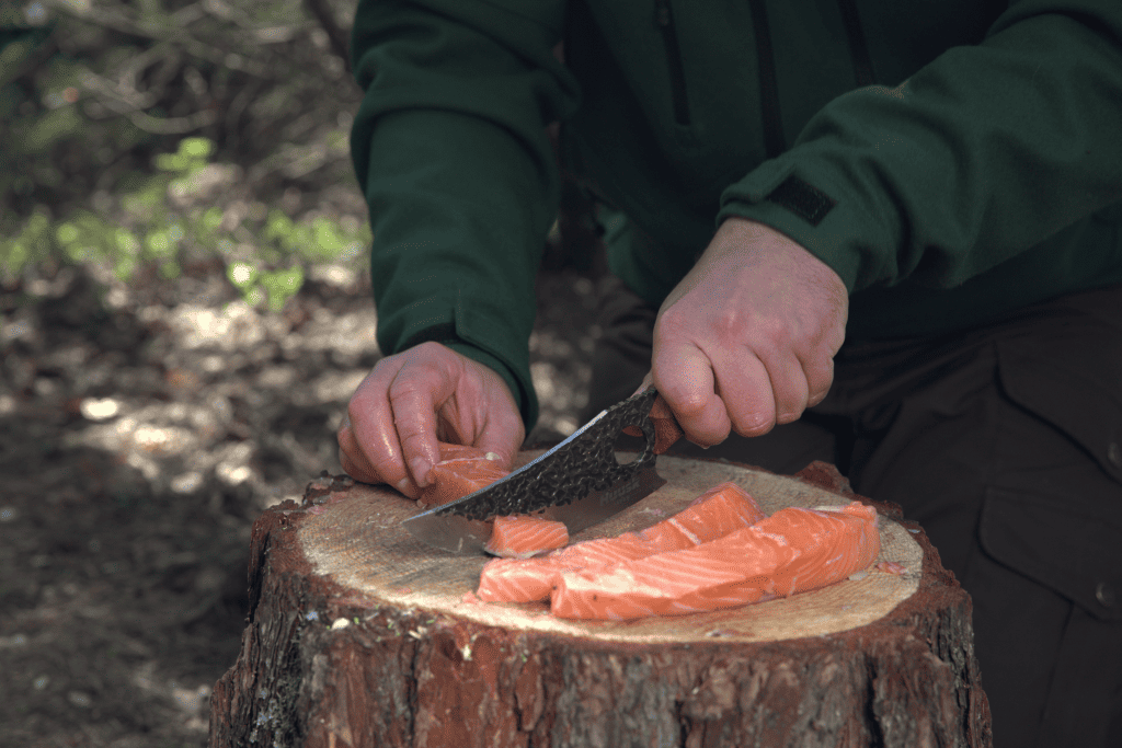 Huusk knife quality when cutting fish