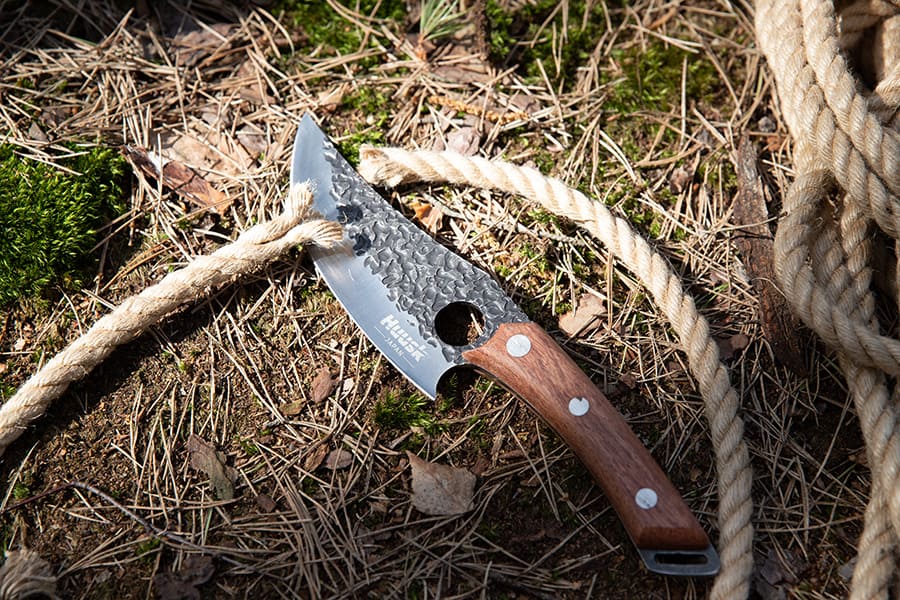 Sharpness and edge retention of Huusk knife